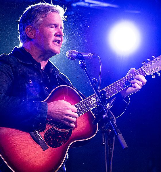 Lloyd Cole photo by Xavi Torrent and WireImage