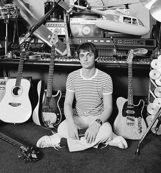 Mike Oldfield photo by Fin Costello and Redferns