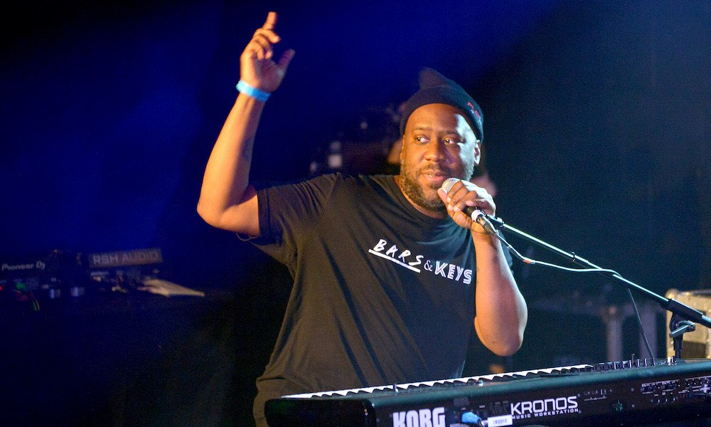Intro (Robert Glasper x KAYTRANADA) - YouTube
