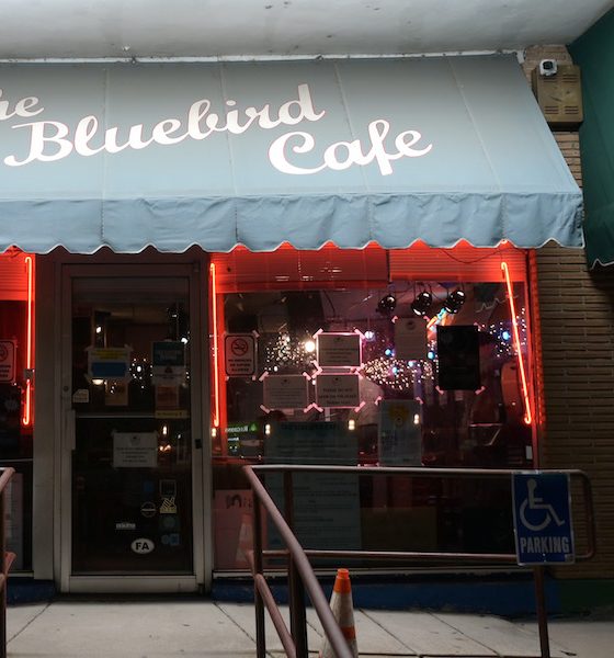Bluebird Cafe GettyImages 1286617192