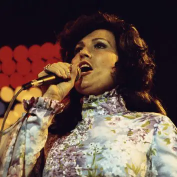 uDiscover Music image background