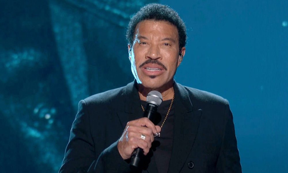 Lionel-Richie-Reschedules-Hello-UK-Ireland-Tour