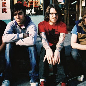 uDiscover Music image background