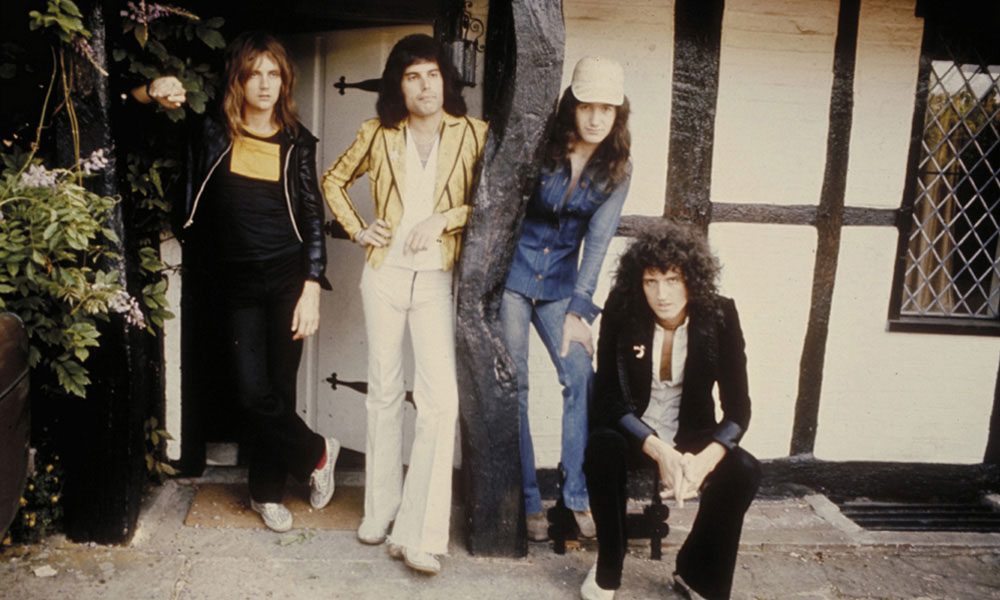 Queen-Hyde-Park-1976-Greatest-Video-Series