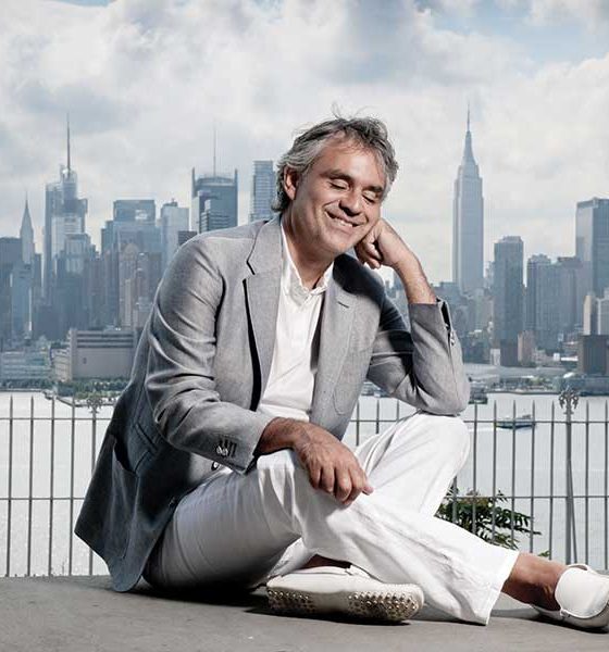 Andrea Bocelli photo