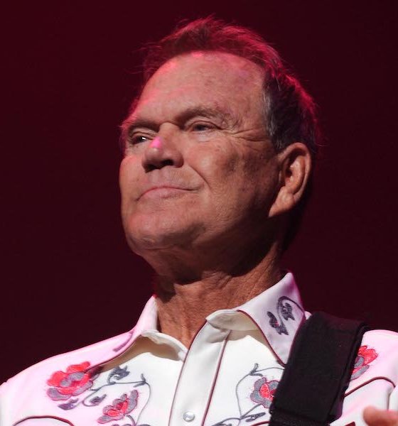 Glen Campbell - Photo: Brian Rasic/Getty Images