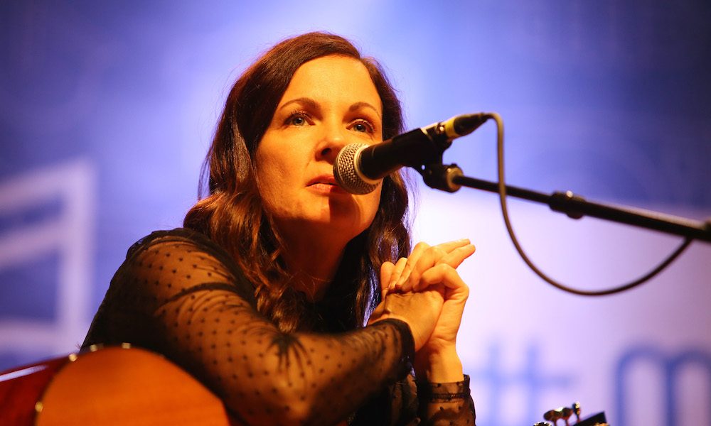 Lori McKenna GettyImages 1192819175