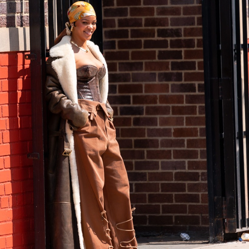 Rihanna multimillonaria