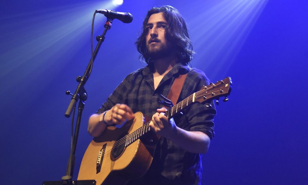 Noah Kahan Releases LongAwaited Sophomore Album ‘I Was / I Am’