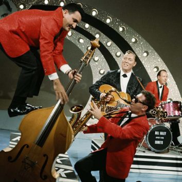 uDiscover Music image background