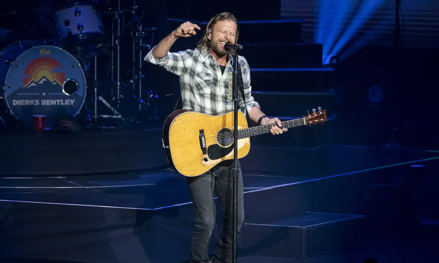 Dierks Bentley Confirms Winter Leg Of North American ‘Beers On Me Tour’