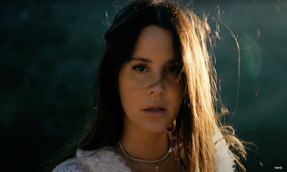 Lana Del Rey - Photo: YouTube/UMG