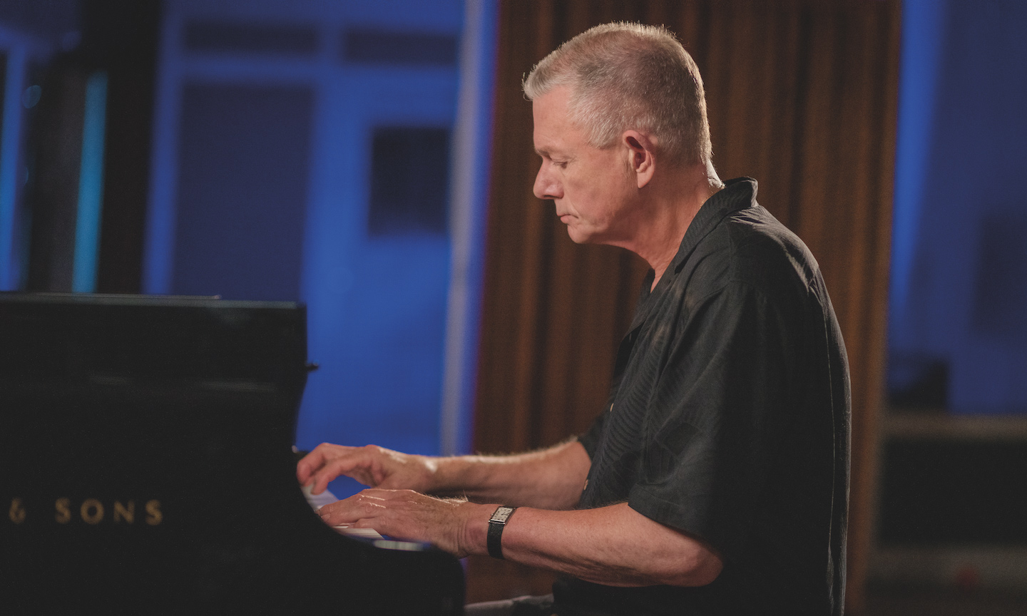 Richard Carpenter Shares Piano Rendition Of ‘Close To You’