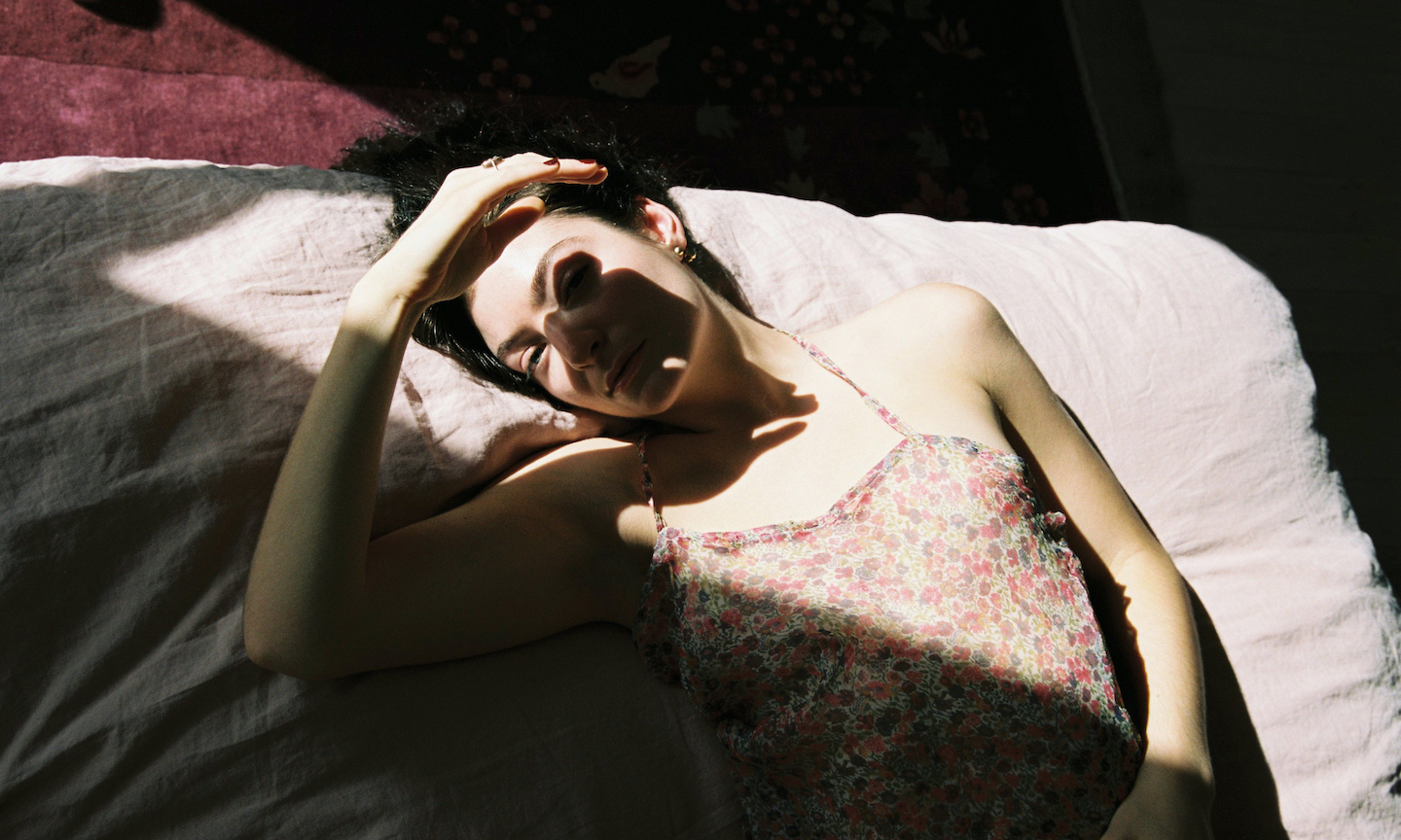 Lorde Releases ‘Solar Power’ Deluxe Version With Two Bonus Tracks