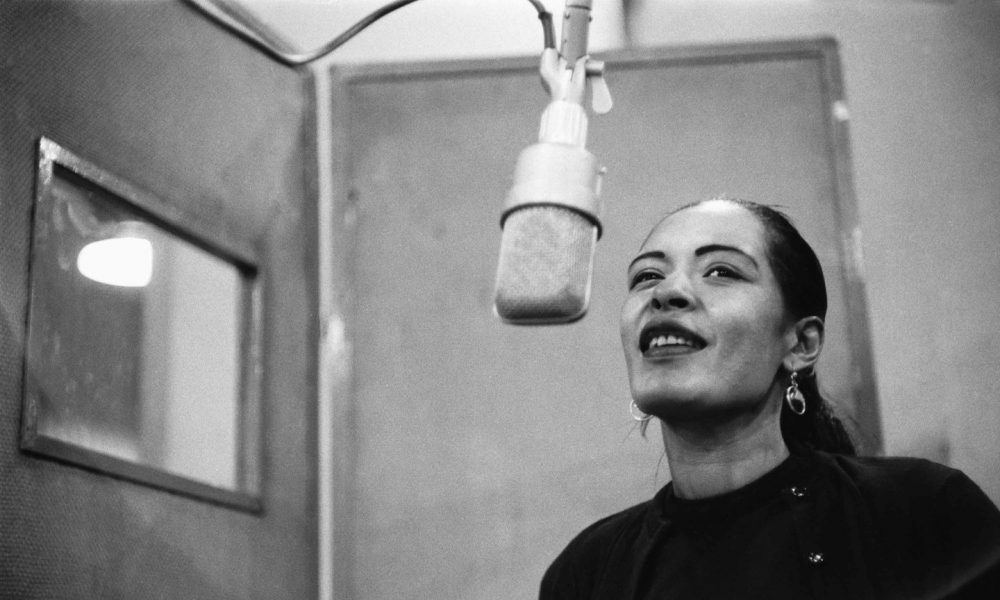 Billie Holiday - Photo: Don Hunstein/Columbia Records/Getty Images