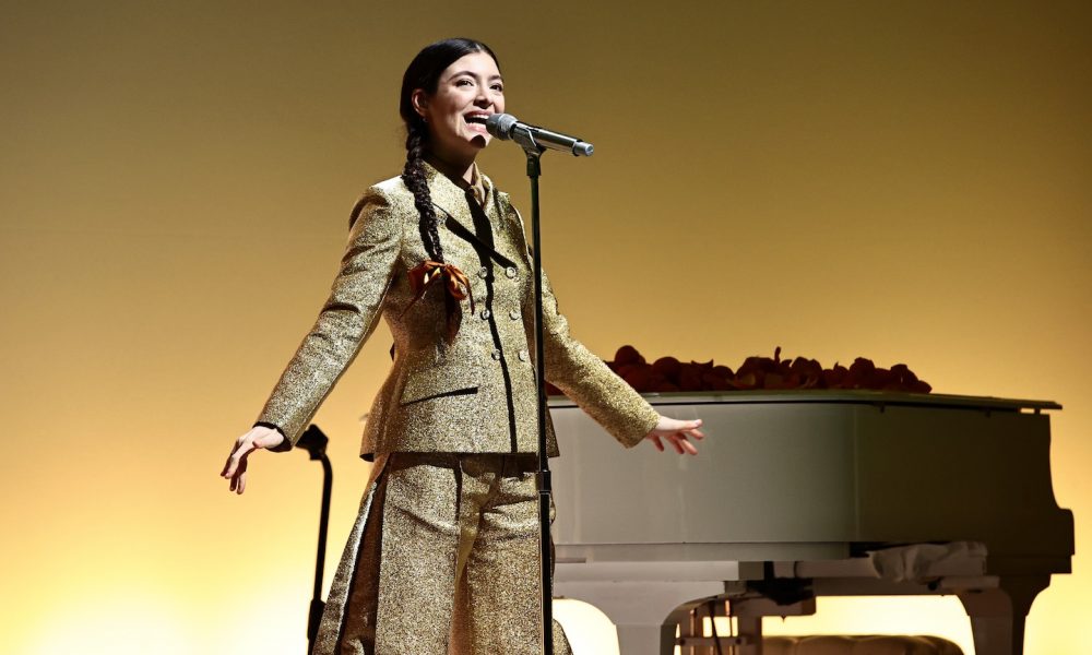 Lorde - Photo: Dimitrios Kambouris/Getty Images for Solomon R. Guggenheim Museum