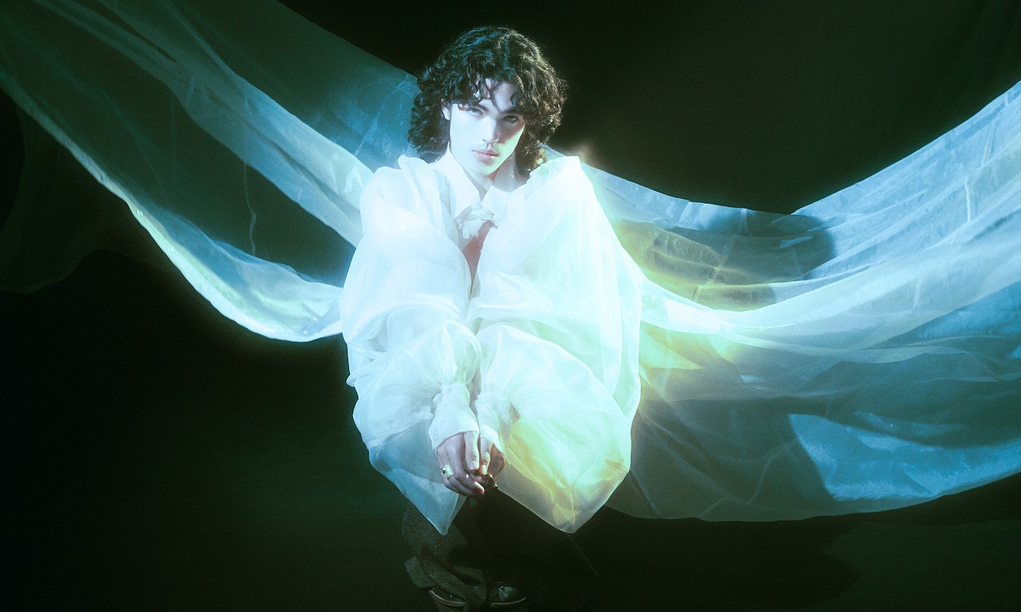 Conan Gray Puts Himself Back Together On New Single ‘Jigsaw’