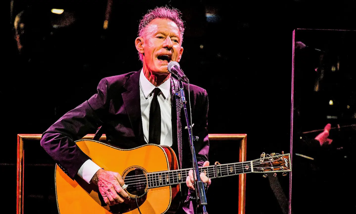 Lyle Lovett Announces Massive Tour Ahead Of New Album | Jogginghosen