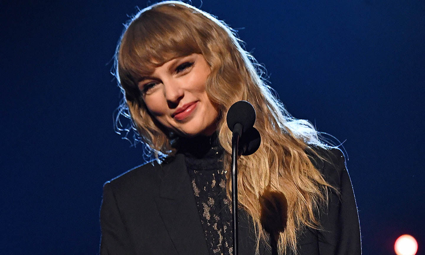 Taylor Swift Course Launched at NYU's Clive Davis Institute