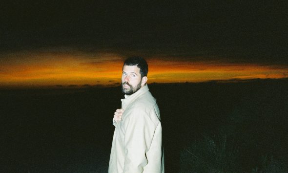 Nick Mulvey - Photo: James Ronkko