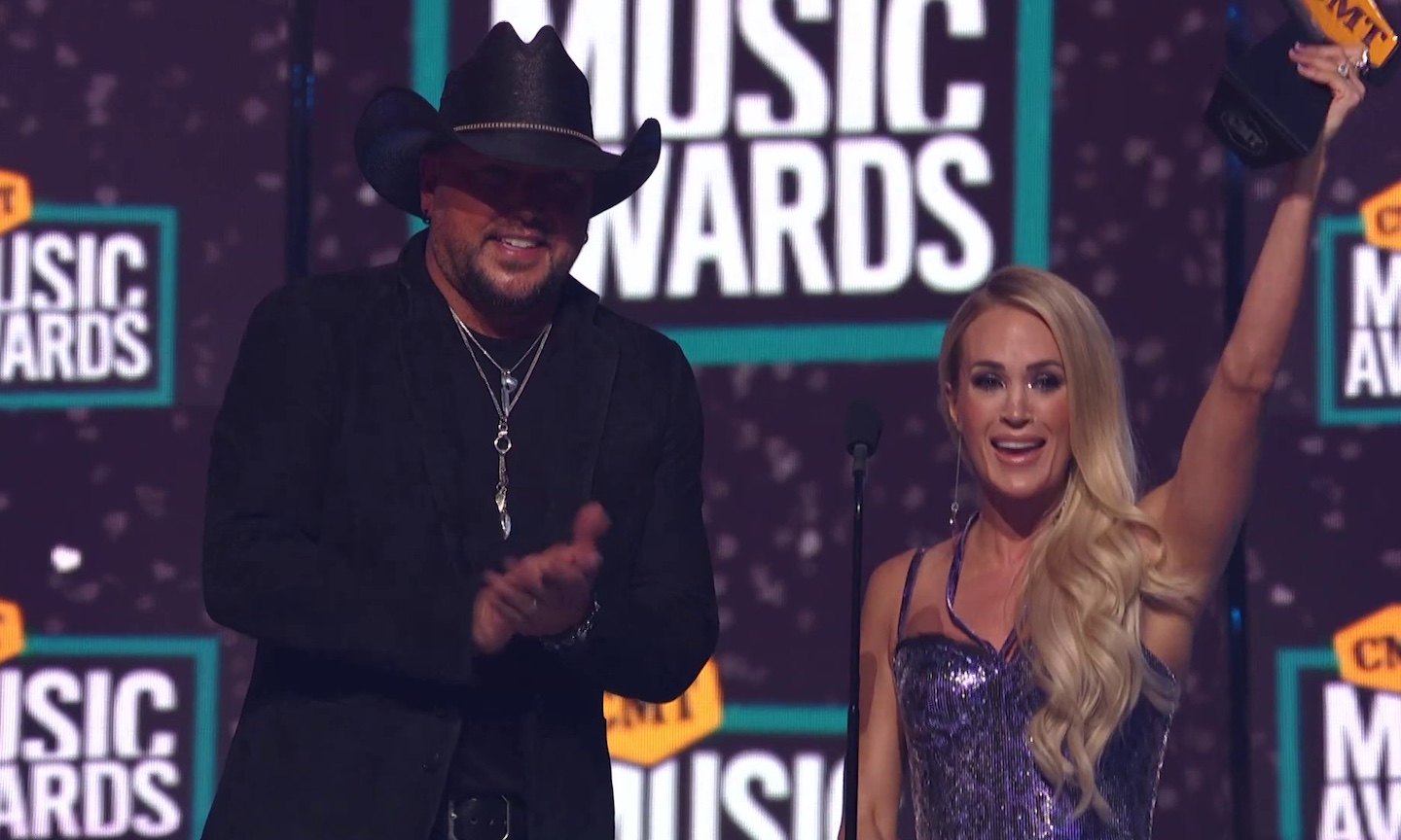 Carrie Underwood, Maddie & Tae, George Strait Win At CMT Music Awards