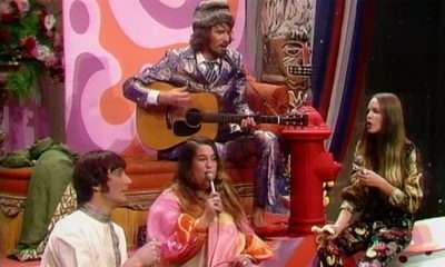 Mamas-Papas-Hits-Medley-Ed-Sullivan-Show