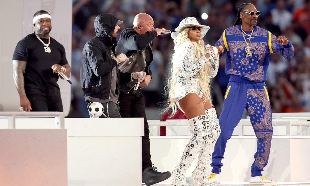 50 Cent, Eminem, Dr. Dre, Mary J. Blige, and Snoop Dogg perform during the Pepsi Super Bowl LVI Halftime Show - Photo: Rob Carr/Getty Images