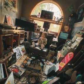 uDiscover Music image background