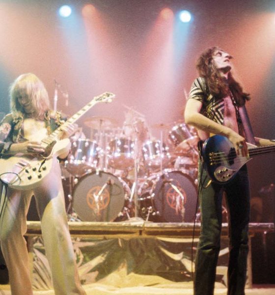 One of the best prog bands ever, Rush, performing live