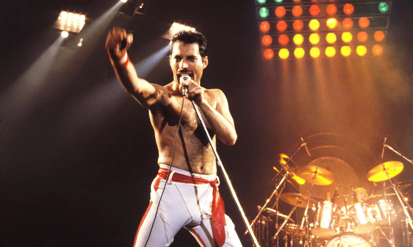 pioneering-musicians-that-helped-lgbtq-fans-find-their-voice