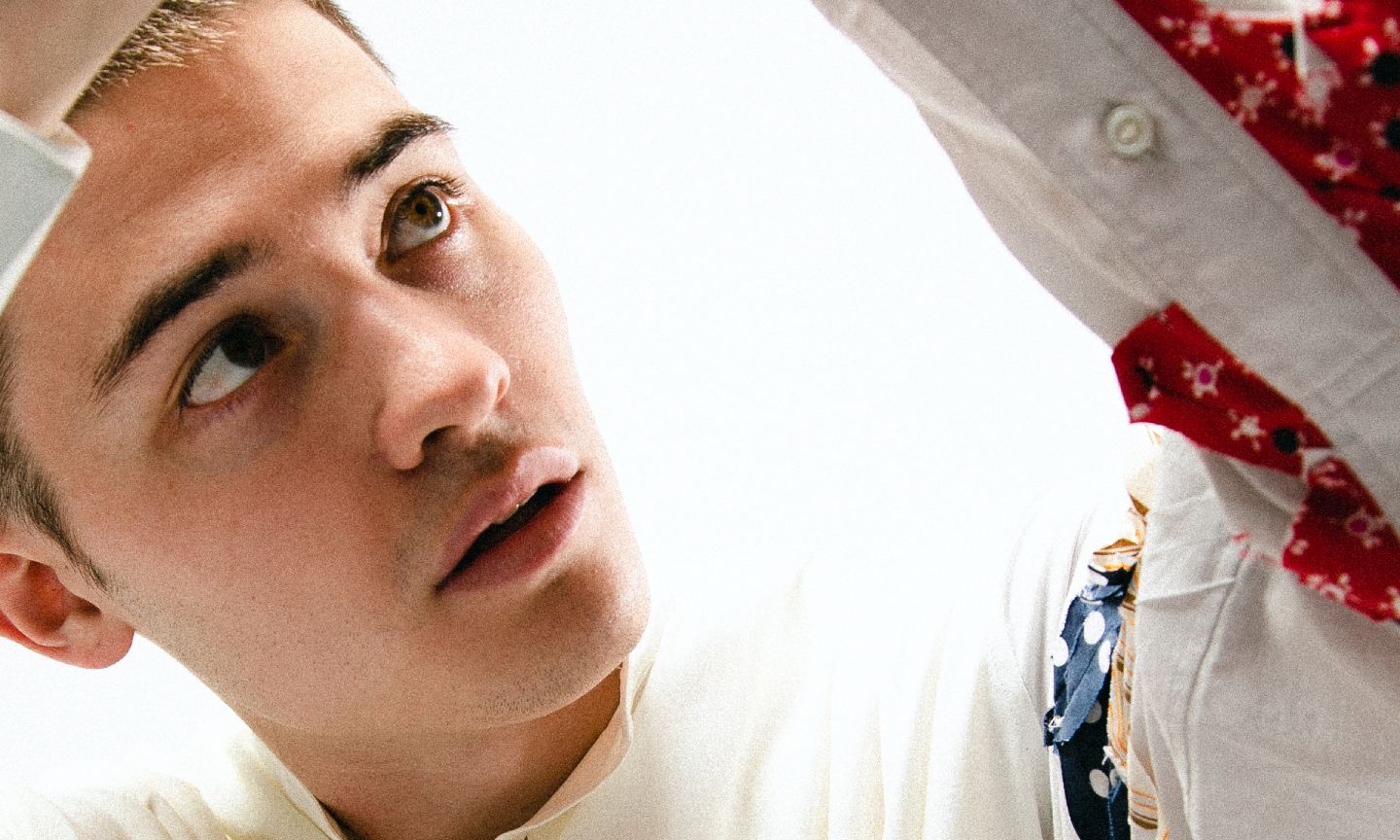 Justus Shares Music Video For New Single ‘Girls’