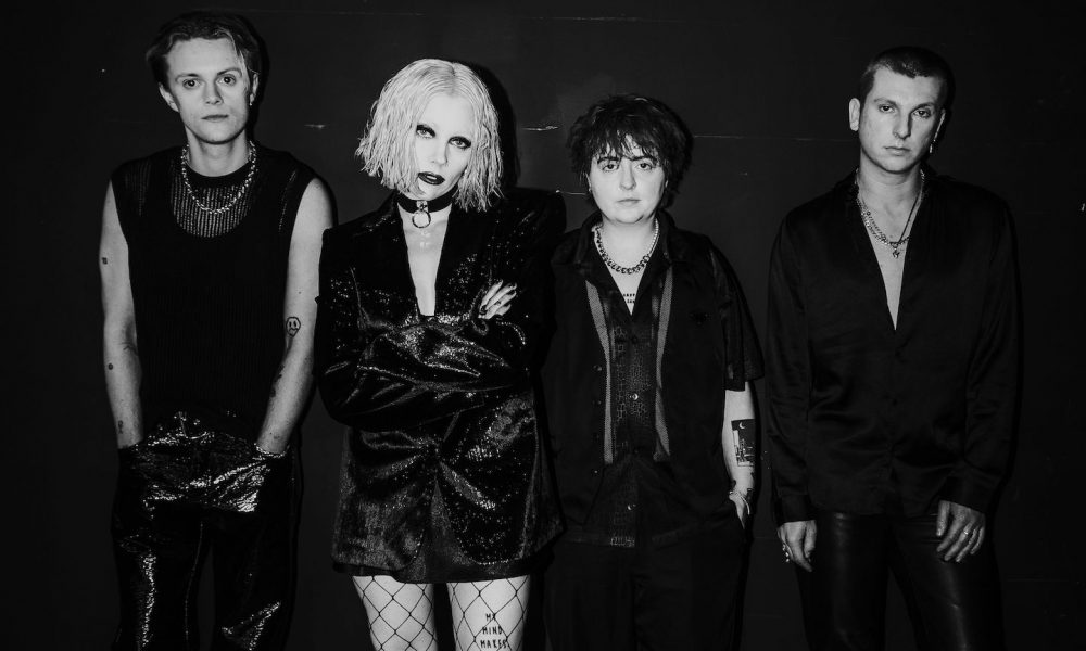 Pale Waves Share Fiery New Single 'Jealousy' | uDiscover