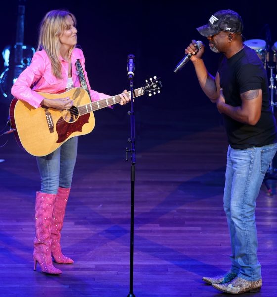 Sheryl Crow and Darius Rucker perform at 'Darius & Friends.' Photo: Jason Kempin/Getty Images for Essential Broadcast Media