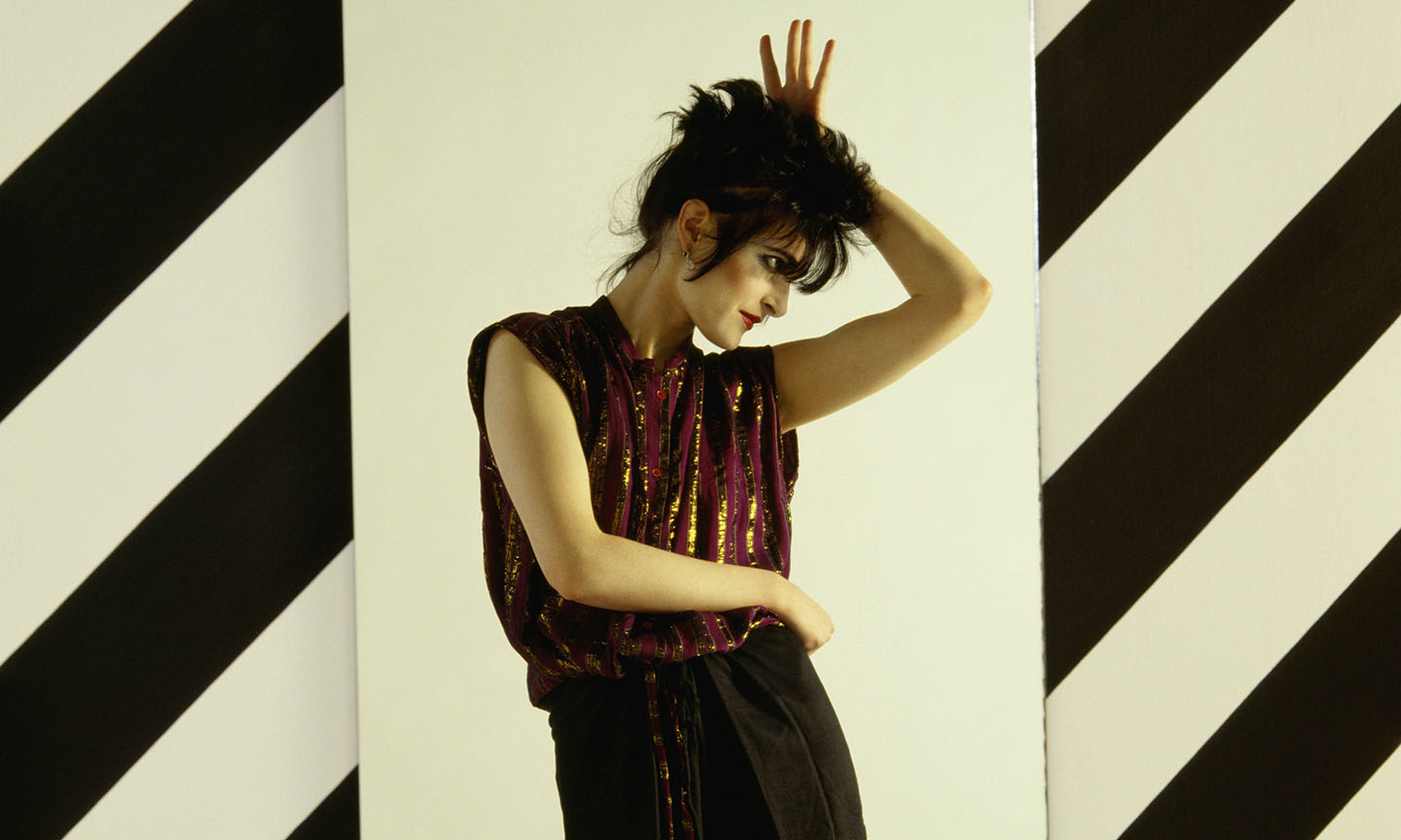 Night Shift Lyrics by Siouxsie and the Banshees