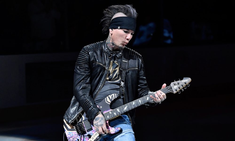 Ashba - Photo: Jeff Bottari/NHLI via Getty Images