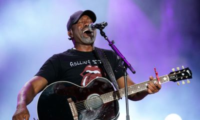 Gibson-Gives-Auction-Guitars-Darius-Rucker