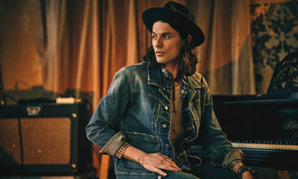 James Bay - Photo: Julian Broad