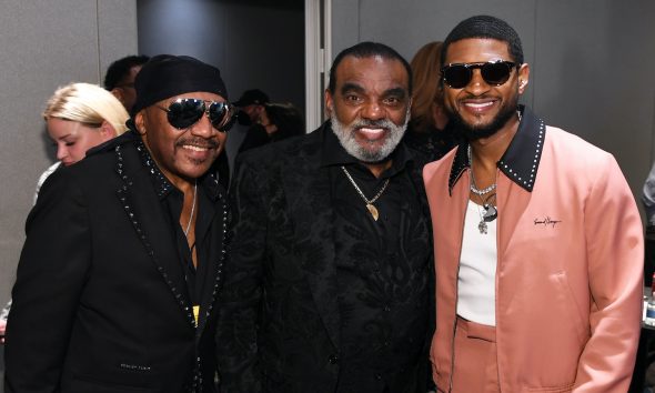 Ernie Isley, Ron Isley and Usher at the Songwriters Hall of Fame 51st Annual Induction and Awards Gala on June 16, 2022 in New York. Photo: L. Busacca/Getty Images for Songwriters Hall of Fame