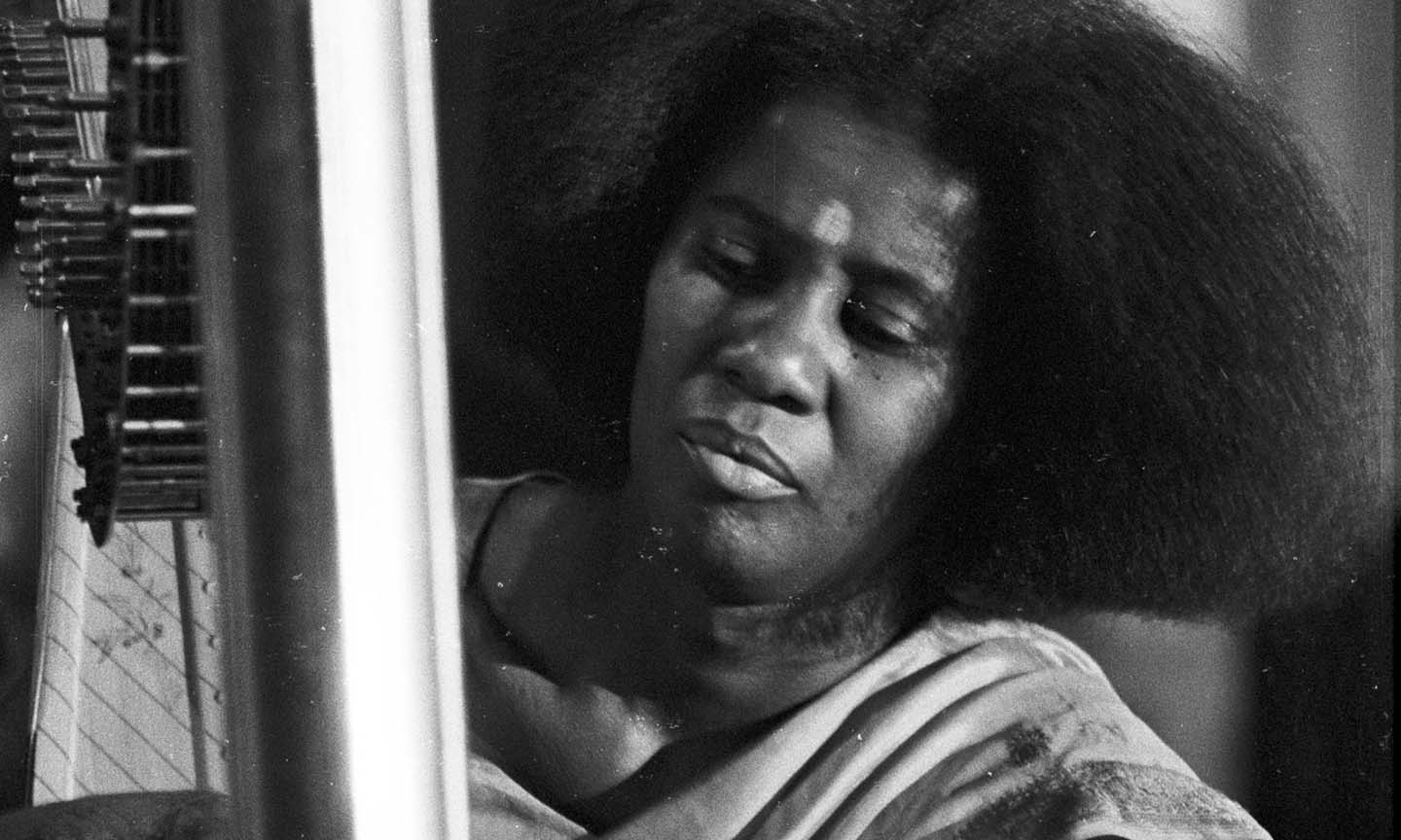 Alice Coltrane: The Legacy Of A Pioneering Female Jazz Musician