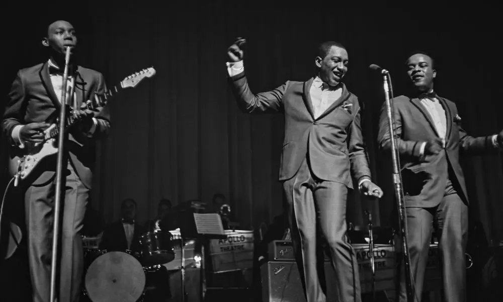 The Impressions (l-r Curtis Mayfield, Fred Cash, and Sam Gooden) play New York's Apollo Theater, circa 1965. Photo: Don Paulsen/Michael Ochs Archives/Getty Images