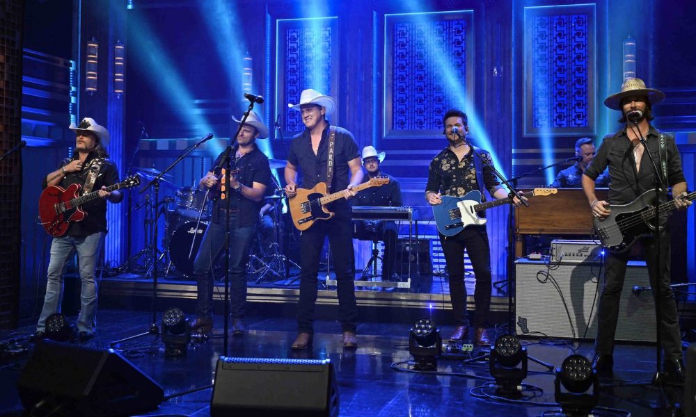 Jon Pardi performs 'Last Night Lonely' on 'The Tonight Show With Jimmy Fallon.' Photo courtesy of Todd Owyoung/NBC