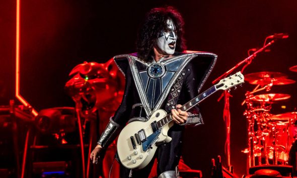 KISS-Tommy-Thayer-Gibson-App