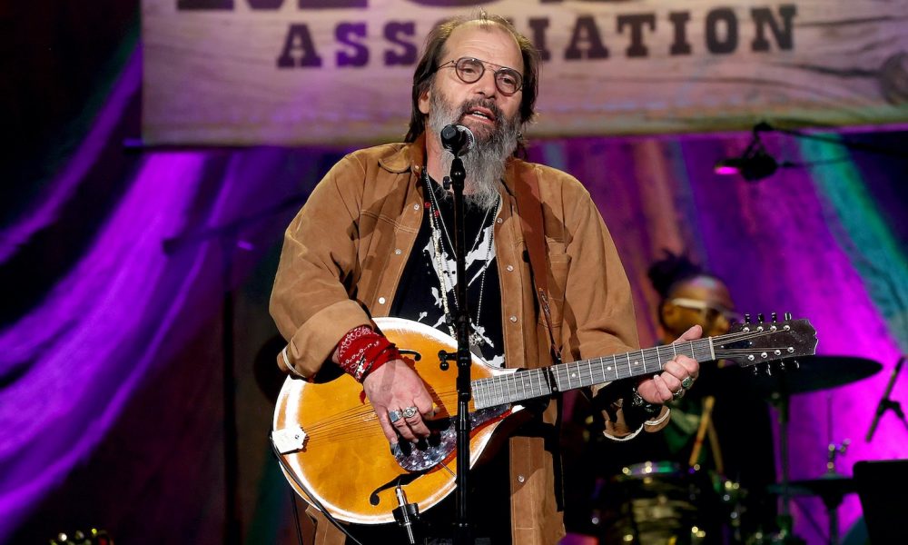 Steve Earle - Photo: Courtesy of Terry Wyatt/Getty Images for Americana Music Association