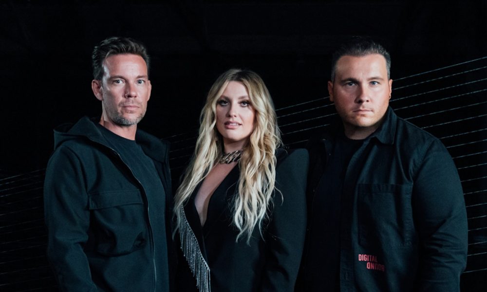 M-22 and Ella Henderson – Photo: Courtesy of EMI Records