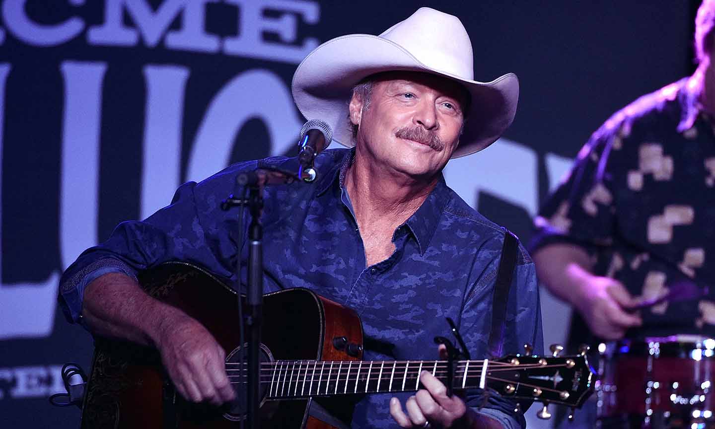 Alan Jackson writes his love story for country music on new album