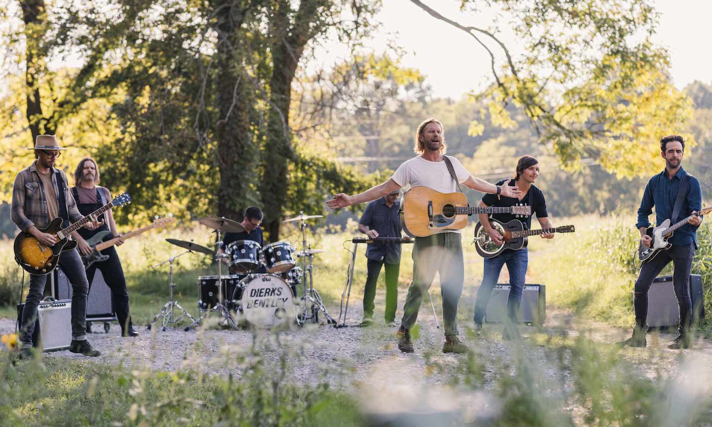 Dierks Bentley Shares New Music Video For Upbeat Single, ‘Gold’