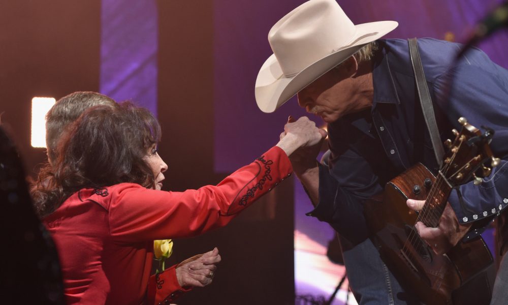 Alan Jackson greets Loretta Lynn during her 'All-Star Birthday Celebration Concert' in 2019 in Nashville. Photo: John Shearer/Getty Images for Essential Broadcast Media