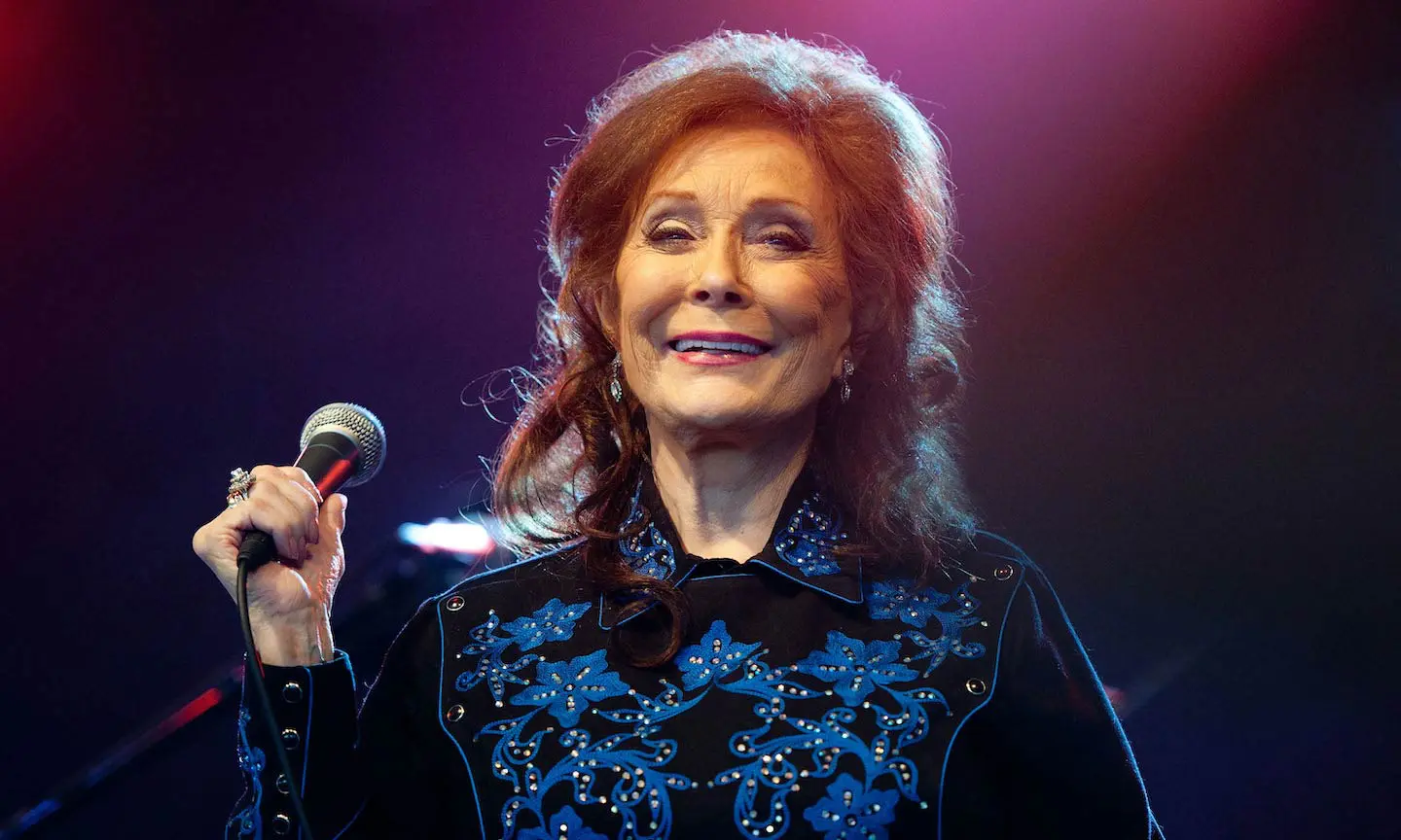 Loretta Lynn, Coal Miner's Daughter And Country Queen, Dies At 90