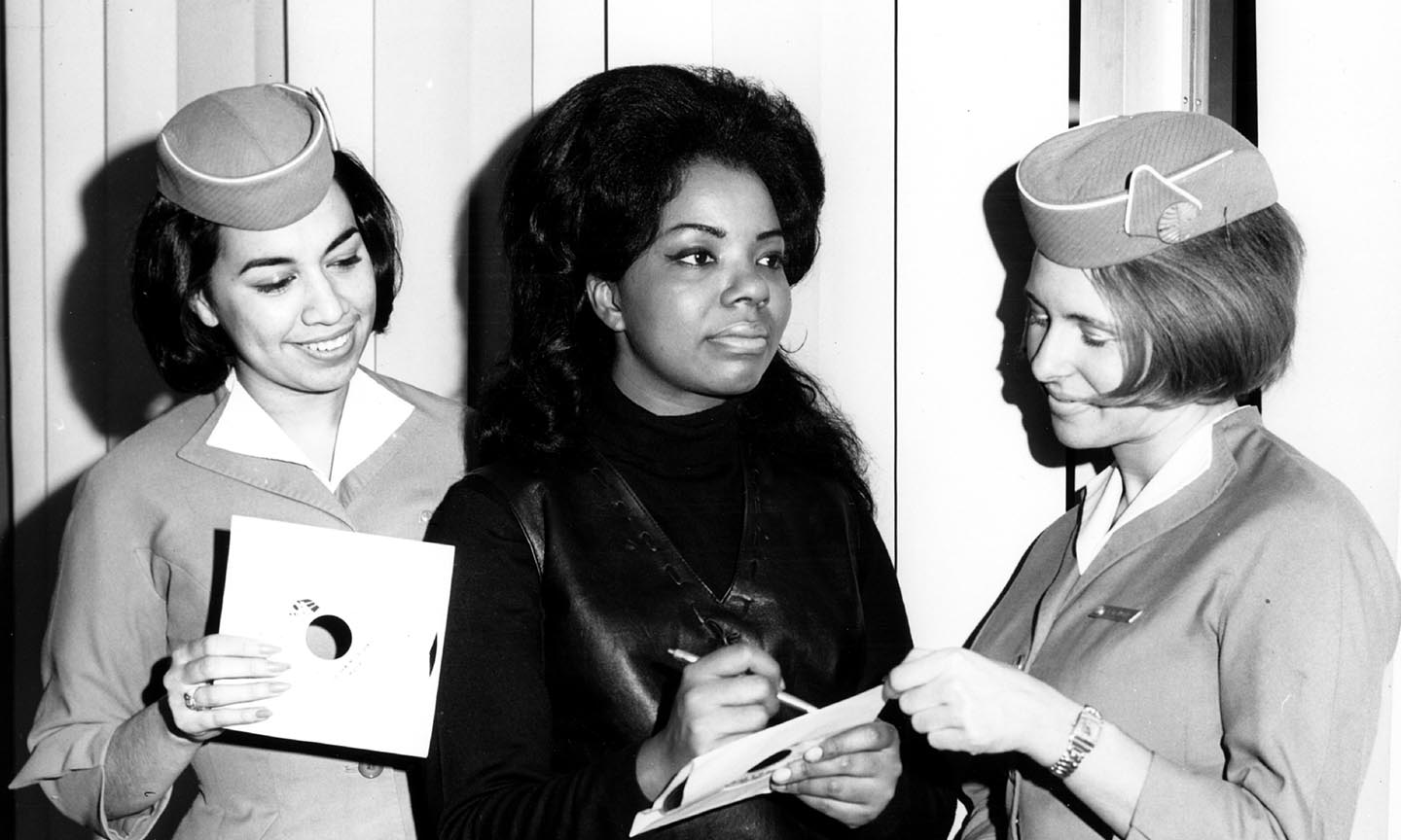 ‘Two Lovers’: Mary Wells Lands Smokey Robinson’s One-Two Punch