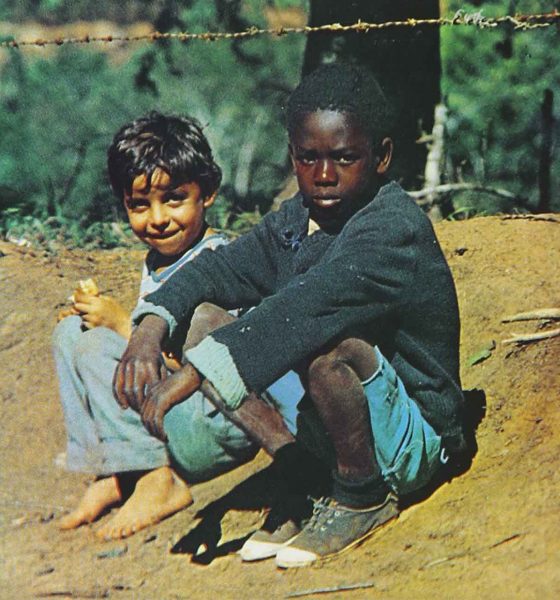 Milton Nascimento & Lô Borges - Clube Da Esquina album cover